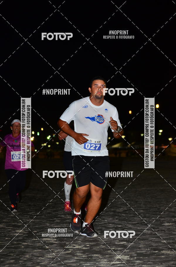 Buy your photos of the eventSummer Night Run - Praia do Forte on Fotop