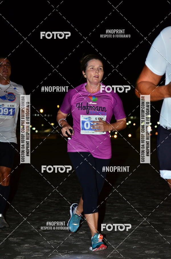 Buy your photos of the eventSummer Night Run - Praia do Forte on Fotop