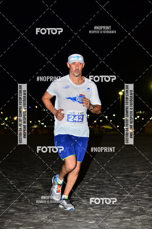 Buy your photos of the eventSummer Night Run - Praia do Forte on Fotop