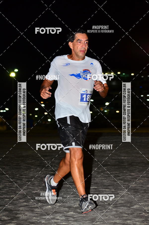 Buy your photos of the eventSummer Night Run - Praia do Forte on Fotop