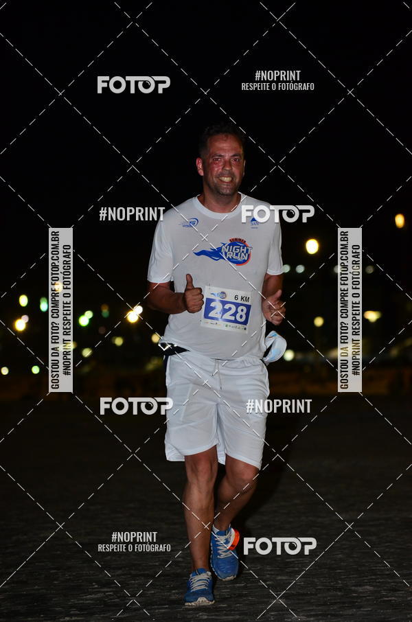 Buy your photos of the eventSummer Night Run - Praia do Forte on Fotop