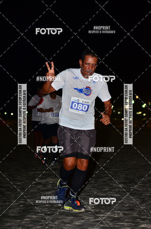 Buy your photos of the eventSummer Night Run - Praia do Forte on Fotop