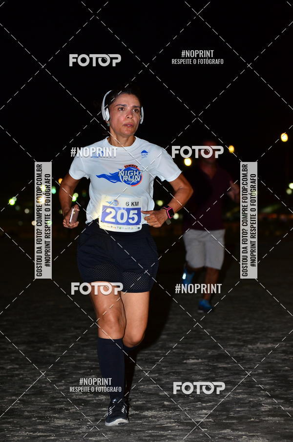 Buy your photos of the eventSummer Night Run - Praia do Forte on Fotop