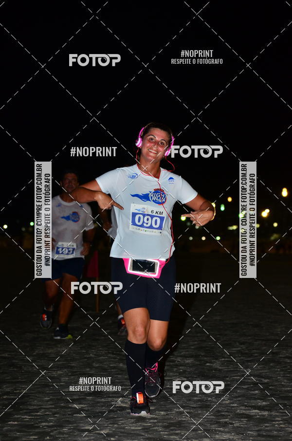 Buy your photos of the eventSummer Night Run - Praia do Forte on Fotop