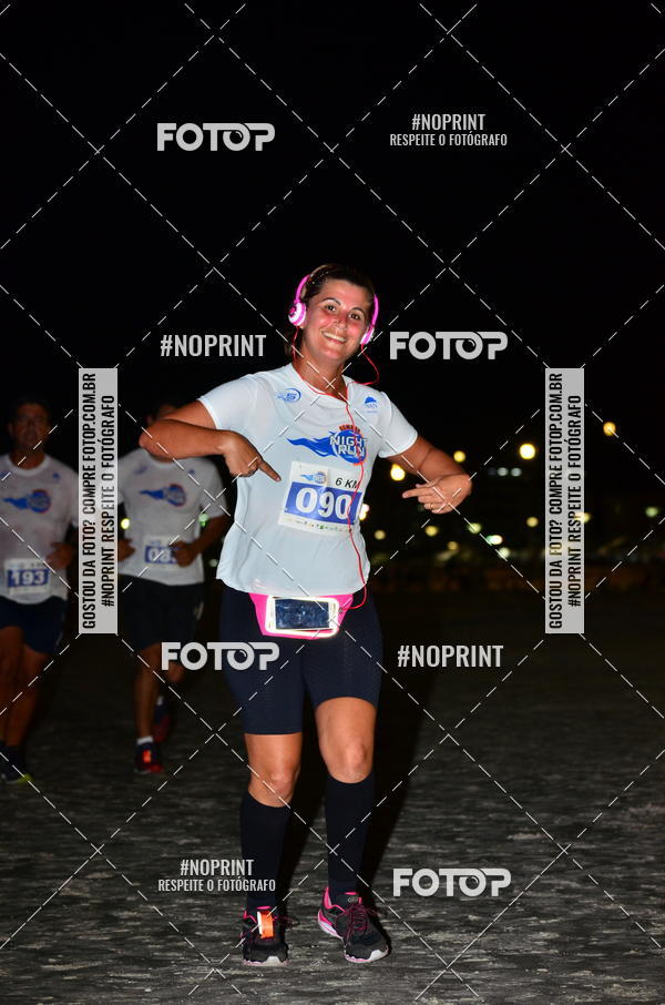 Buy your photos of the eventSummer Night Run - Praia do Forte on Fotop