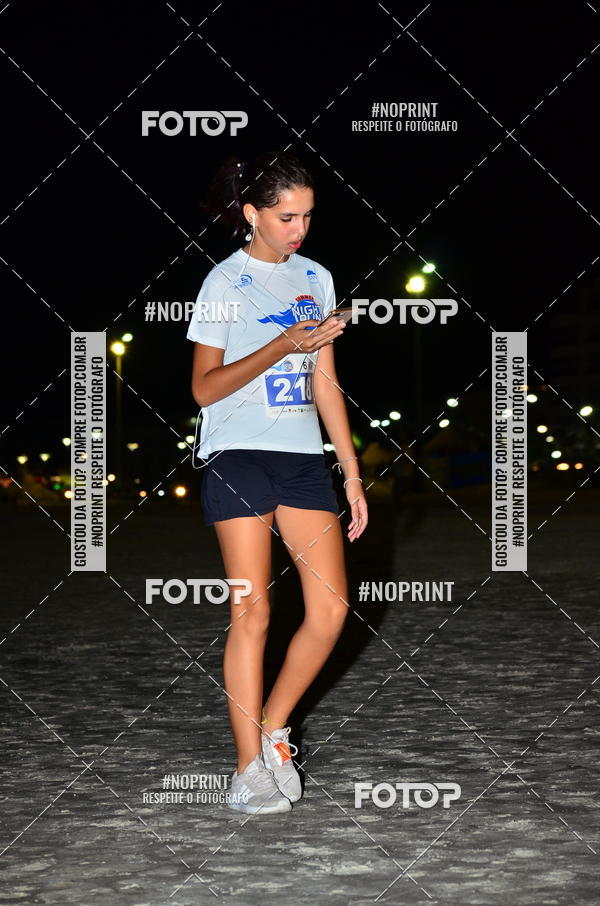 Buy your photos of the eventSummer Night Run - Praia do Forte on Fotop