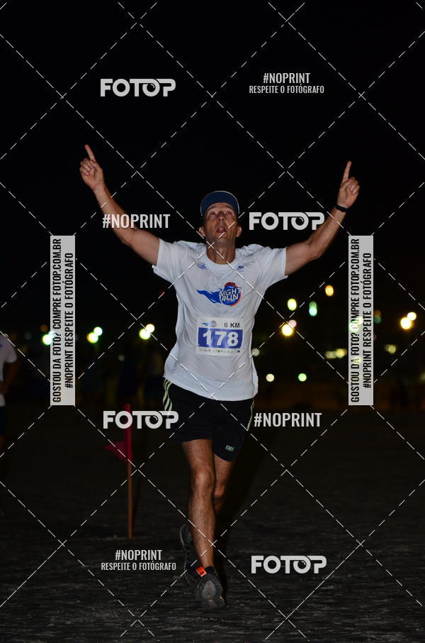 Buy your photos of the eventSummer Night Run - Praia do Forte on Fotop