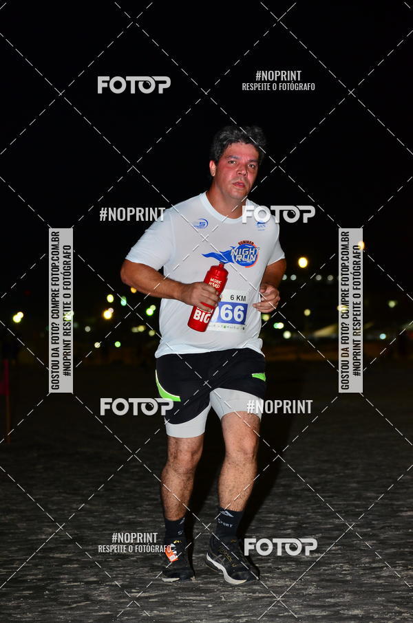 Buy your photos of the eventSummer Night Run - Praia do Forte on Fotop