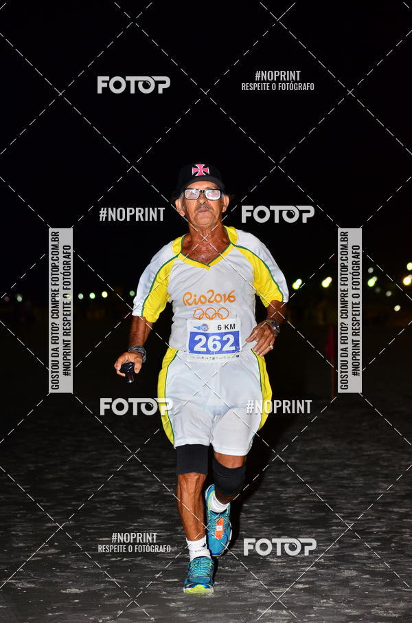 Buy your photos of the eventSummer Night Run - Praia do Forte on Fotop