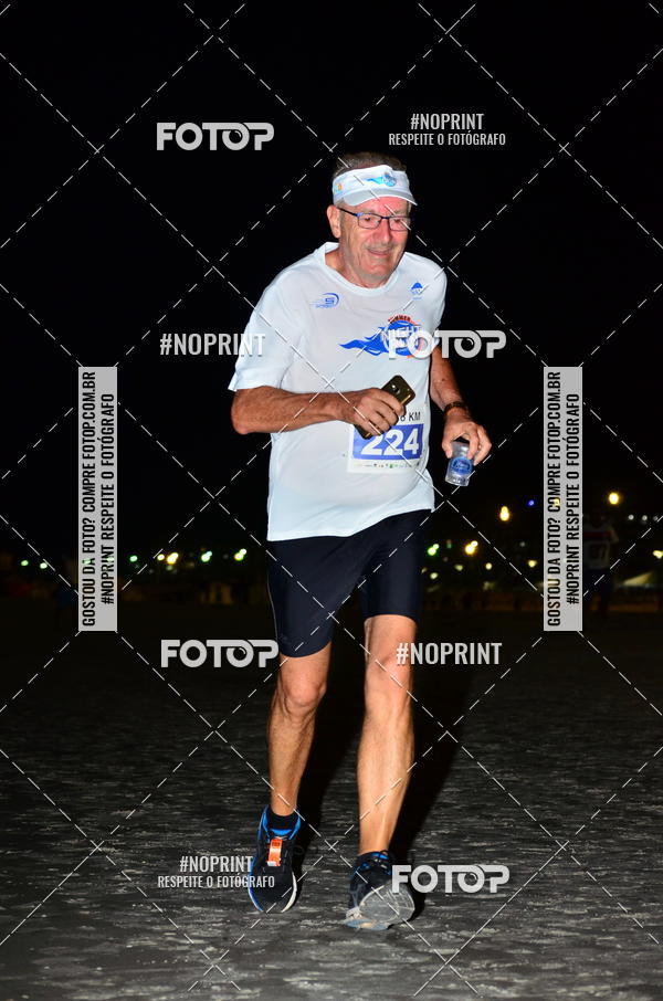 Buy your photos of the eventSummer Night Run - Praia do Forte on Fotop