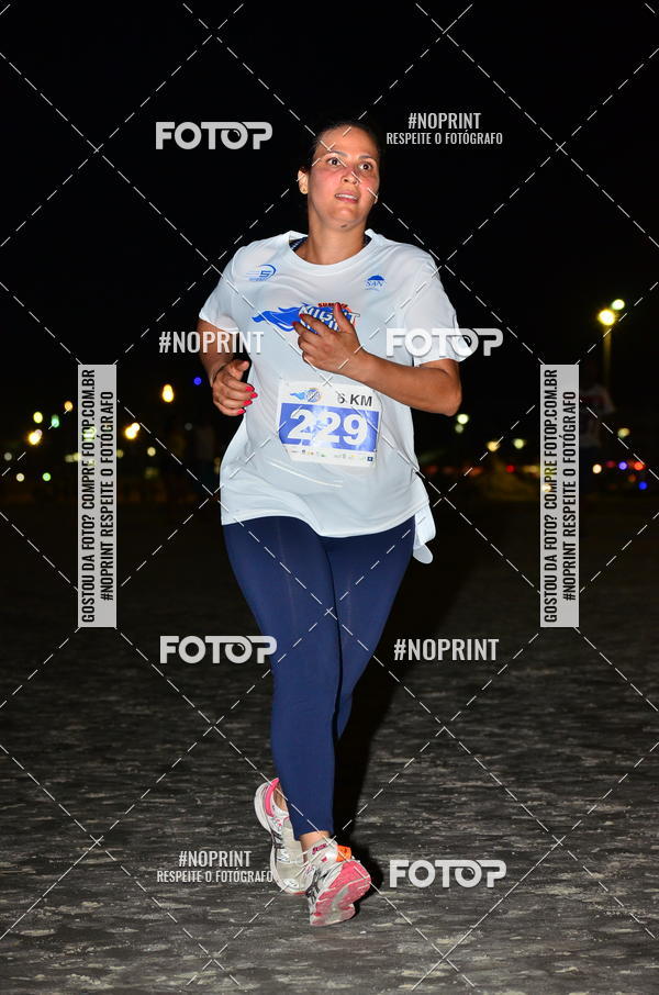 Buy your photos of the eventSummer Night Run - Praia do Forte on Fotop