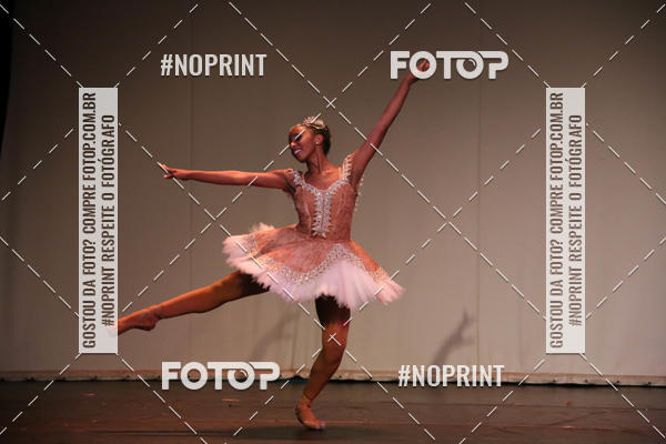 Buy your photos of the eventFORMATURA LILIAN GUMIEIRO on Fotop