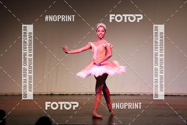 Buy your photos of the eventFORMATURA LILIAN GUMIEIRO on Fotop