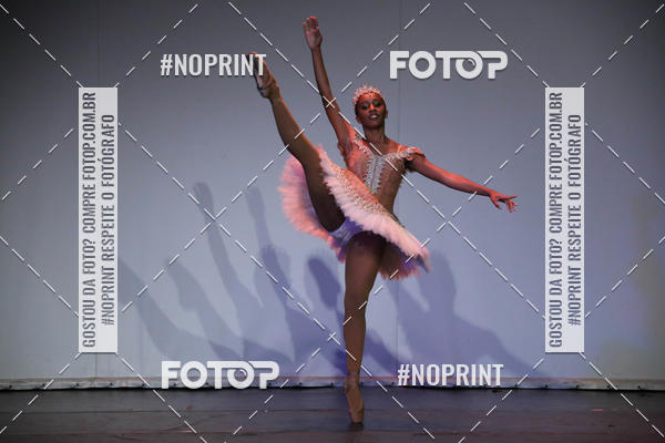 Buy your photos of the eventFORMATURA LILIAN GUMIEIRO on Fotop