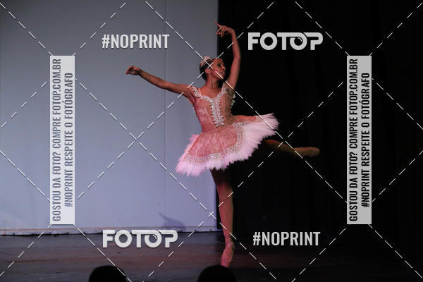 Buy your photos of the eventFORMATURA LILIAN GUMIEIRO on Fotop
