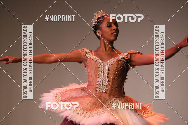 Buy your photos of the eventFORMATURA LILIAN GUMIEIRO on Fotop