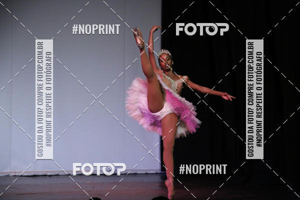 Buy your photos of the eventFORMATURA LILIAN GUMIEIRO on Fotop