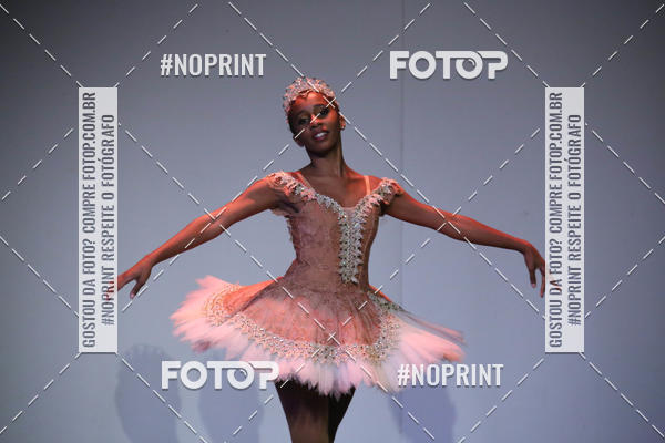 Buy your photos of the eventFORMATURA LILIAN GUMIEIRO on Fotop