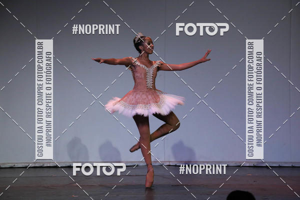 Buy your photos of the eventFORMATURA LILIAN GUMIEIRO on Fotop