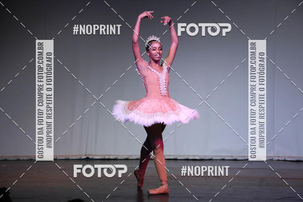 Buy your photos of the eventFORMATURA LILIAN GUMIEIRO on Fotop