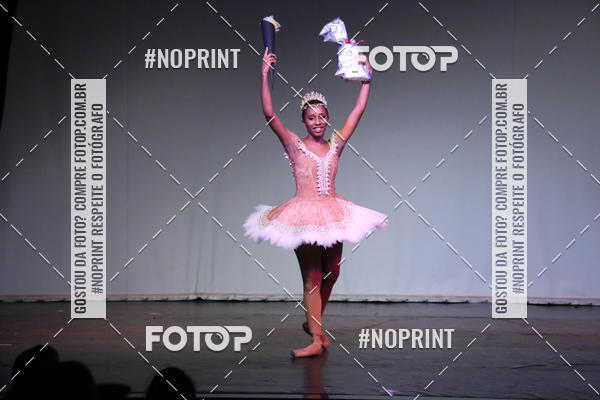 Buy your photos of the eventFORMATURA LILIAN GUMIEIRO on Fotop