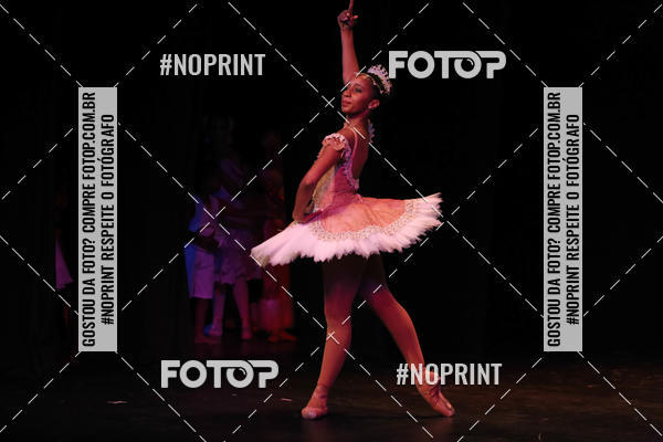 Buy your photos of the eventFORMATURA LILIAN GUMIEIRO on Fotop
