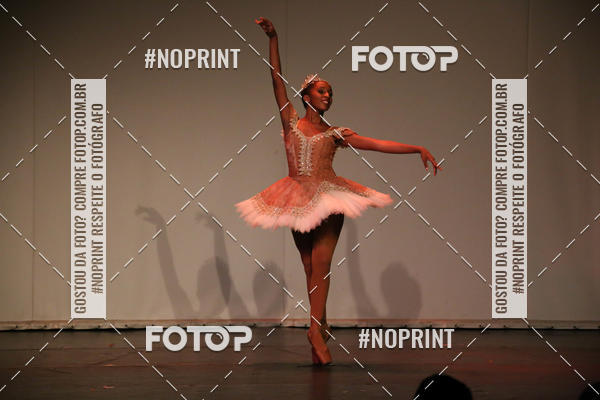 Buy your photos of the eventFORMATURA LILIAN GUMIEIRO on Fotop