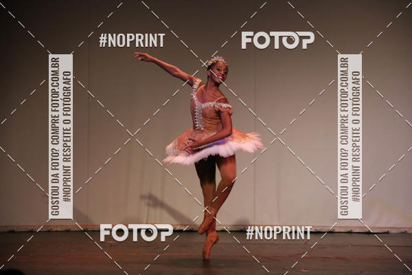 Buy your photos of the eventFORMATURA LILIAN GUMIEIRO on Fotop