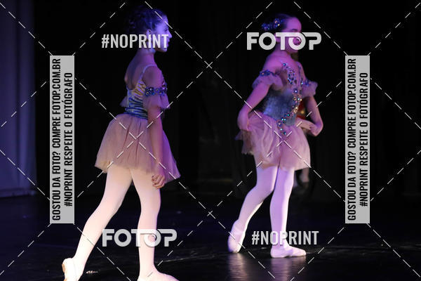 Buy your photos of the eventFORMATURA LILIAN GUMIEIRO on Fotop