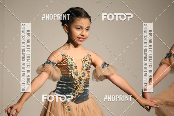 Buy your photos of the eventFORMATURA LILIAN GUMIEIRO on Fotop