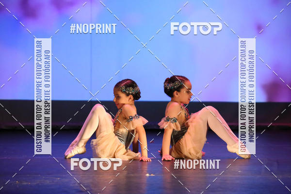 Buy your photos of the eventFORMATURA LILIAN GUMIEIRO on Fotop