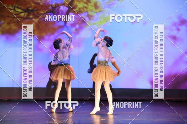 Buy your photos of the eventFORMATURA LILIAN GUMIEIRO on Fotop