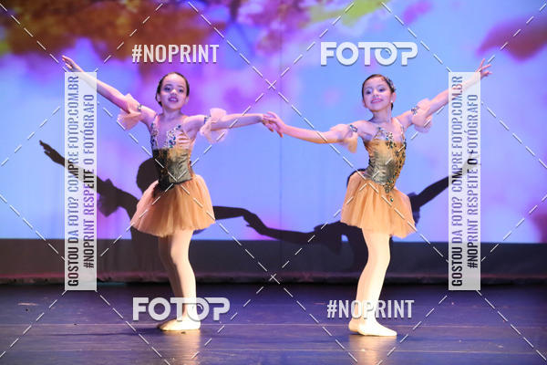 Buy your photos of the eventFORMATURA LILIAN GUMIEIRO on Fotop