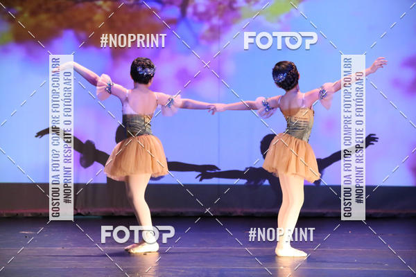Buy your photos of the eventFORMATURA LILIAN GUMIEIRO on Fotop