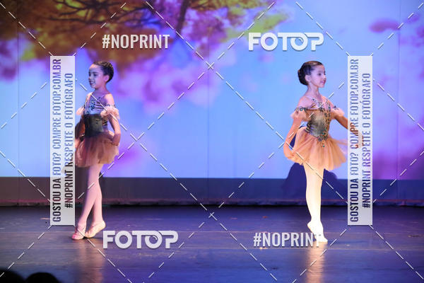 Buy your photos of the eventFORMATURA LILIAN GUMIEIRO on Fotop