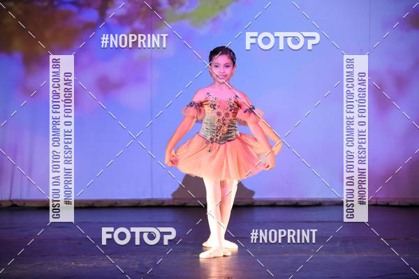 Buy your photos of the eventFORMATURA LILIAN GUMIEIRO on Fotop