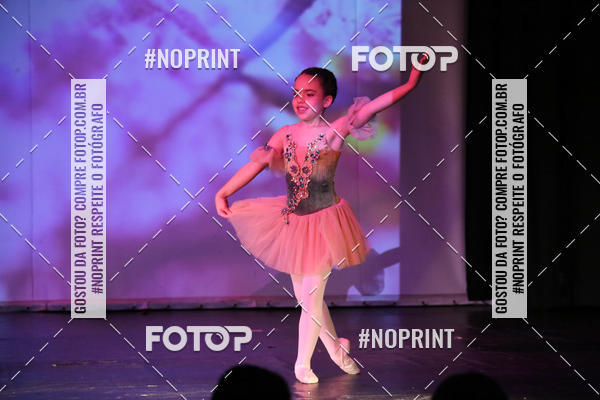 Buy your photos of the eventFORMATURA LILIAN GUMIEIRO on Fotop