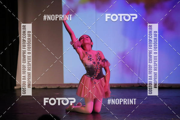 Buy your photos of the eventFORMATURA LILIAN GUMIEIRO on Fotop