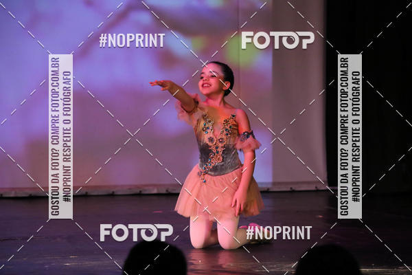Buy your photos of the eventFORMATURA LILIAN GUMIEIRO on Fotop