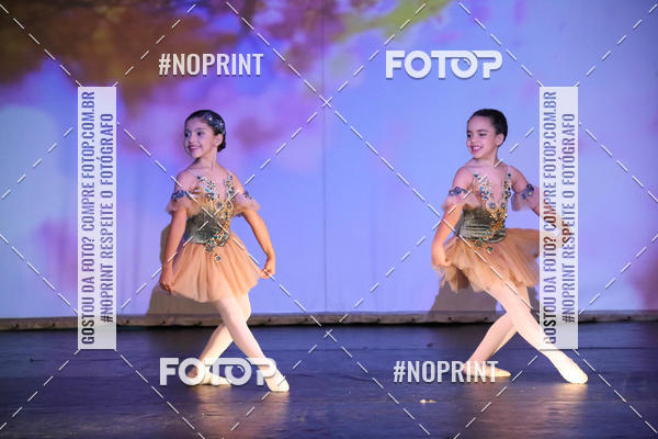 Buy your photos of the eventFORMATURA LILIAN GUMIEIRO on Fotop
