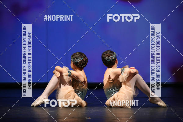 Buy your photos of the eventFORMATURA LILIAN GUMIEIRO on Fotop