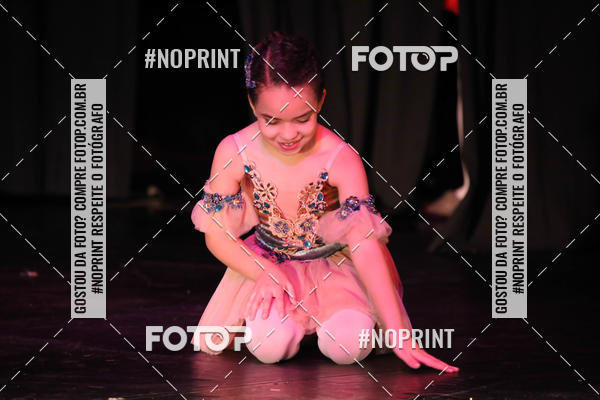 Buy your photos of the eventFORMATURA LILIAN GUMIEIRO on Fotop