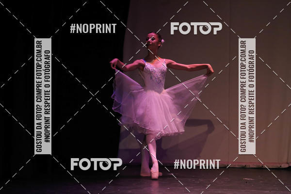 Buy your photos of the eventFORMATURA LILIAN GUMIEIRO on Fotop