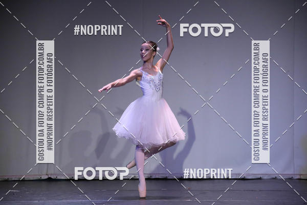 Buy your photos of the eventFORMATURA LILIAN GUMIEIRO on Fotop