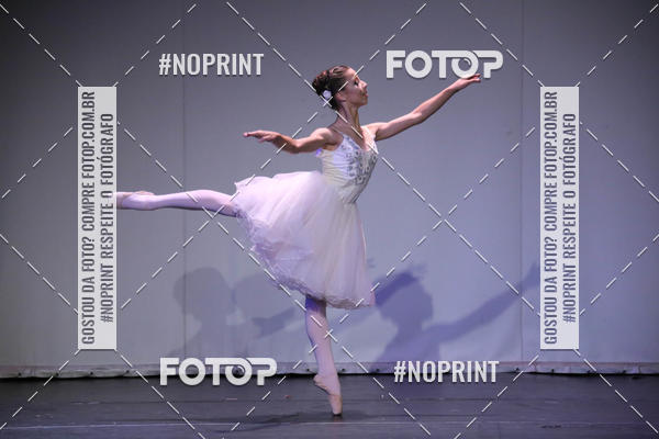 Buy your photos of the eventFORMATURA LILIAN GUMIEIRO on Fotop