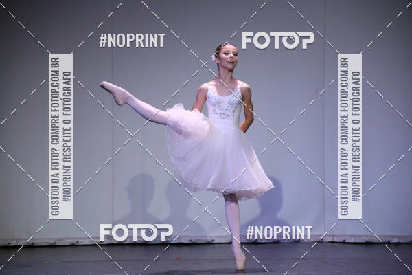 Buy your photos of the eventFORMATURA LILIAN GUMIEIRO on Fotop