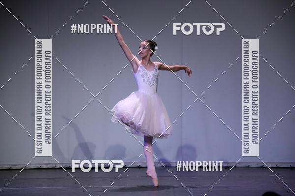 Buy your photos of the eventFORMATURA LILIAN GUMIEIRO on Fotop