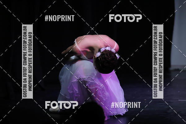 Buy your photos of the eventFORMATURA LILIAN GUMIEIRO on Fotop