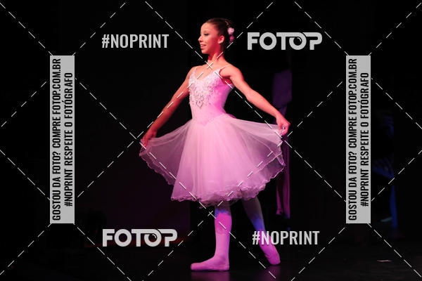 Buy your photos of the eventFORMATURA LILIAN GUMIEIRO on Fotop