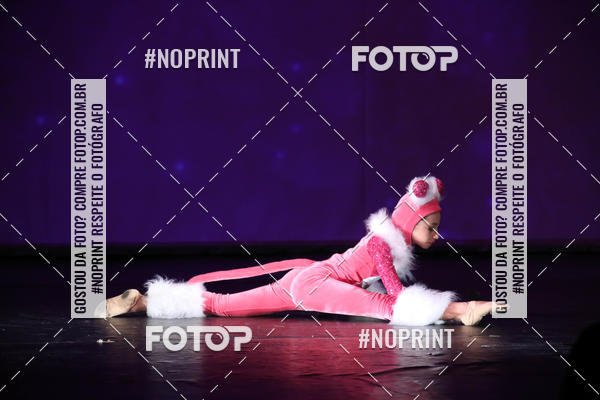 Buy your photos of the eventFORMATURA LILIAN GUMIEIRO on Fotop